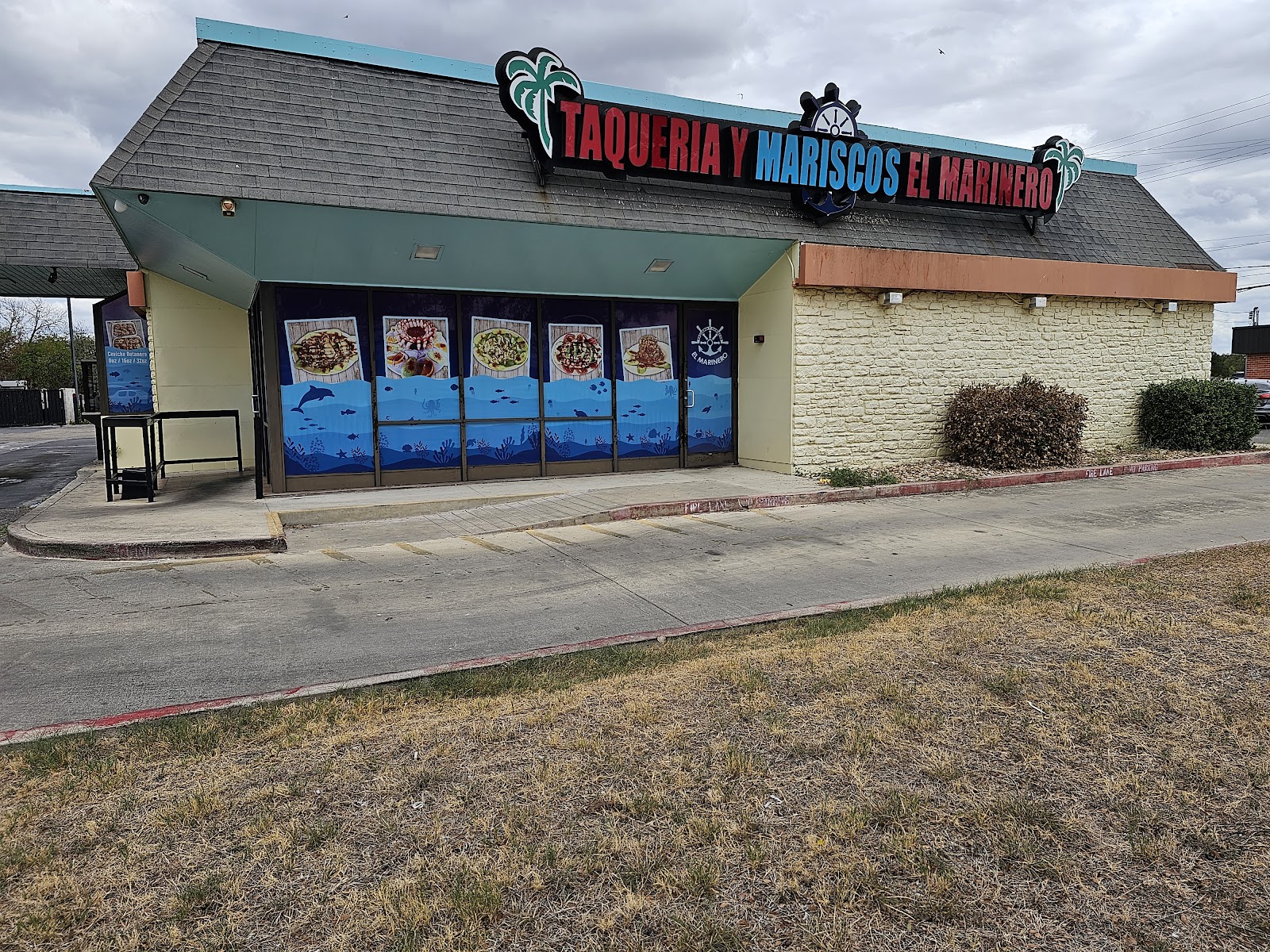 Taqueria Mariscos El Marinero photo 1